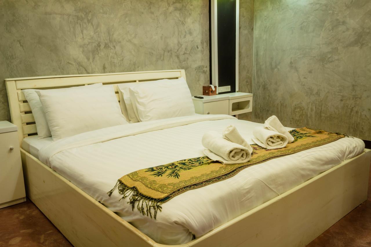 The Riverpool Resort And Spa Канчанабури Екстериор снимка