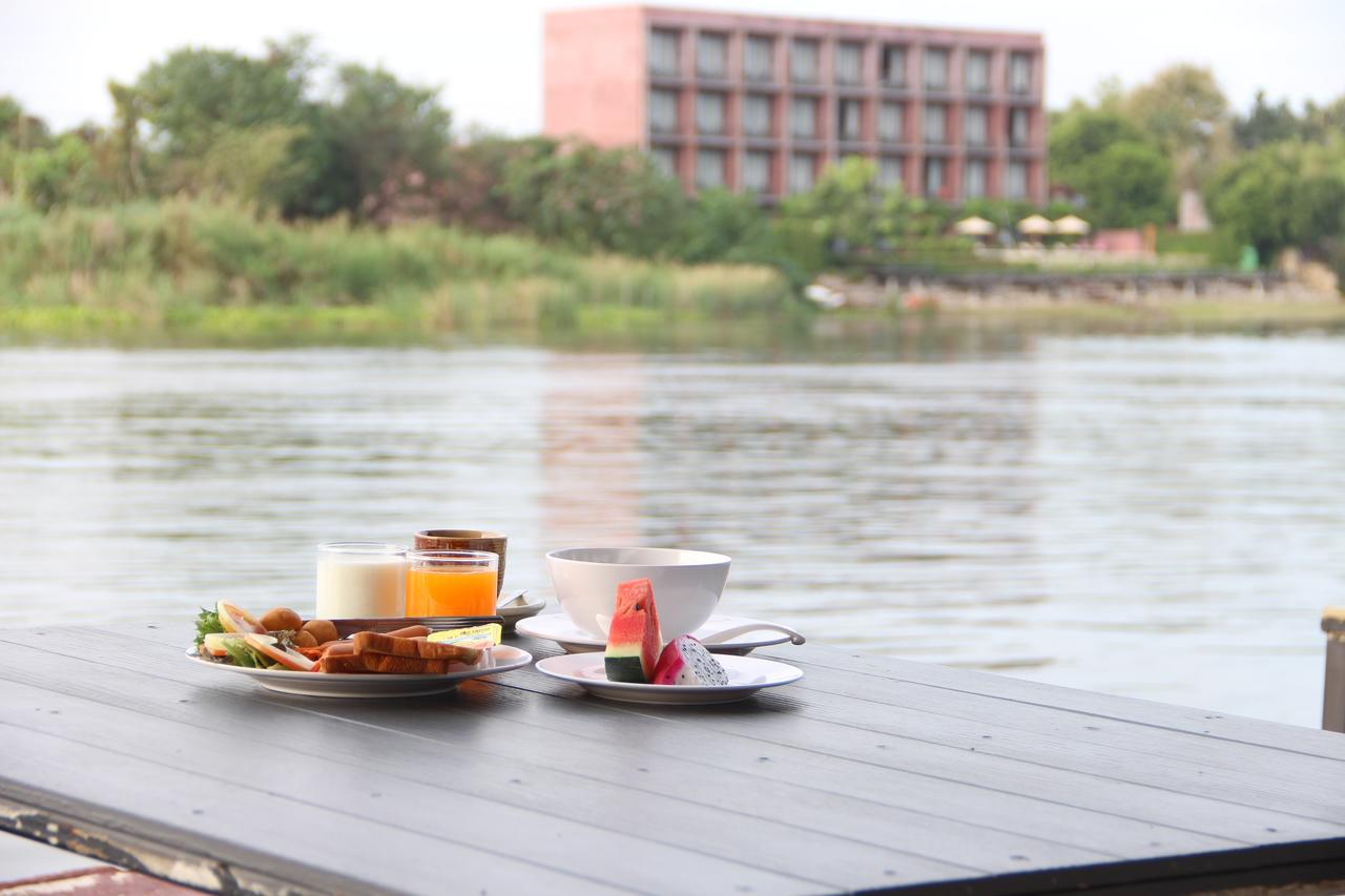 The Riverpool Resort And Spa Канчанабури Екстериор снимка
