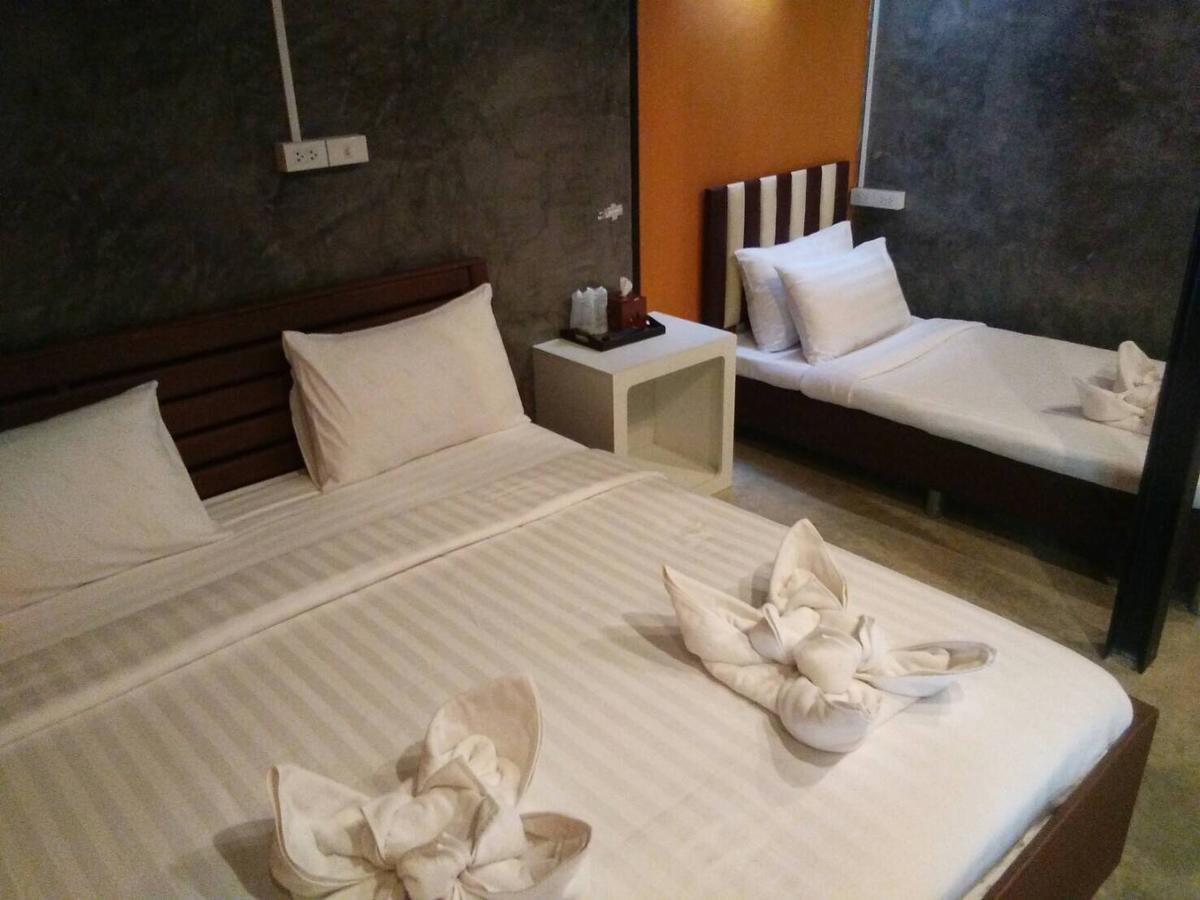 The Riverpool Resort And Spa Канчанабури Екстериор снимка